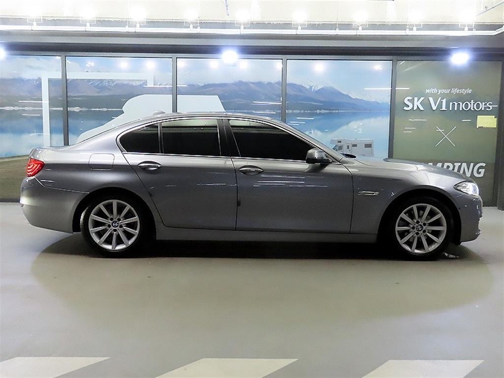 BMW 5시리즈 5시리즈 (F10) 528i 이미지 3