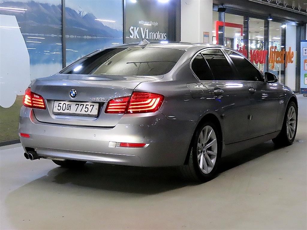 BMW 5시리즈 5시리즈 (F10) 528i 이미지 4