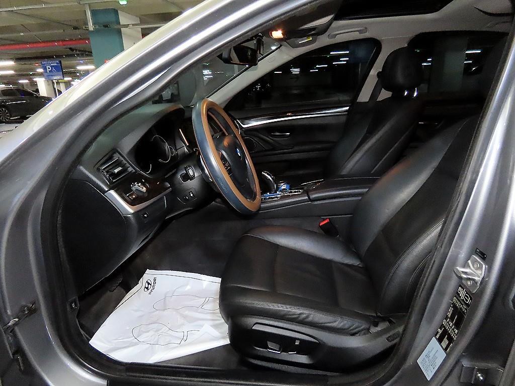 BMW 5시리즈 5시리즈 (F10) 528i 이미지 6