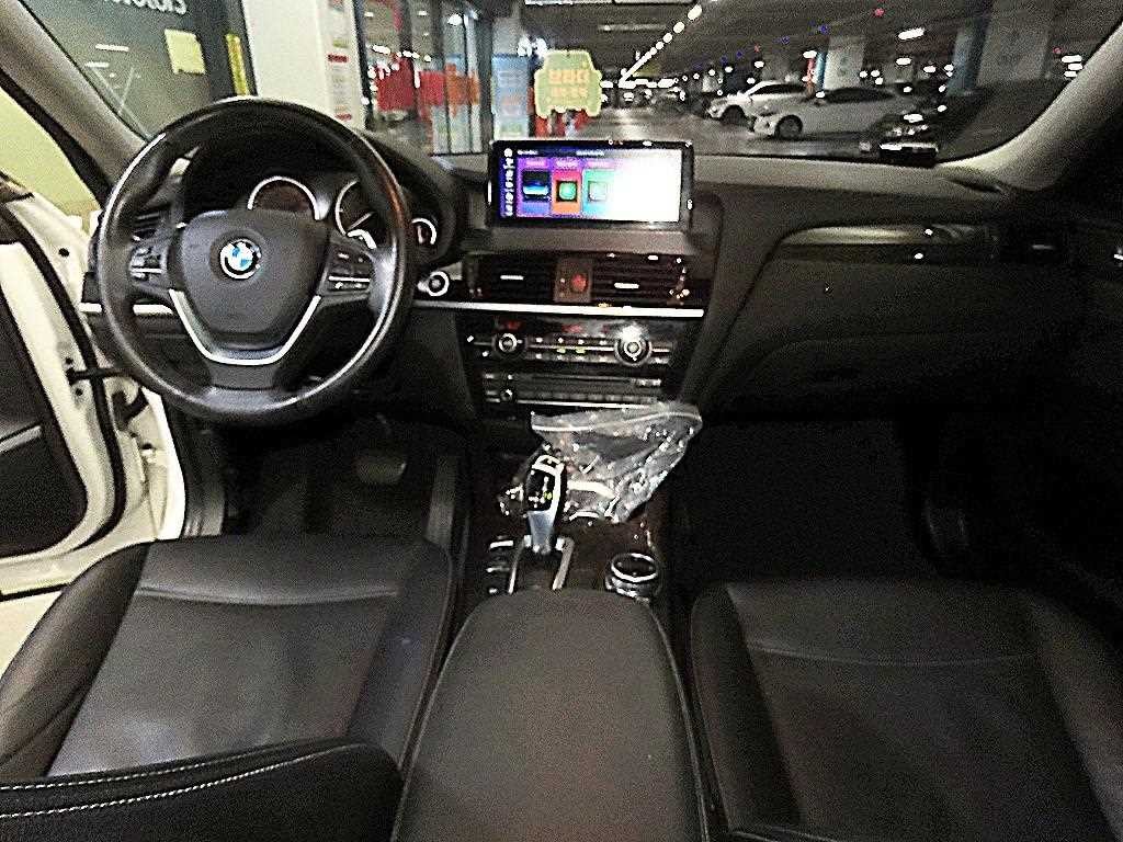 BMW X4 X4 (F26) xDrive 20d 이미지 10