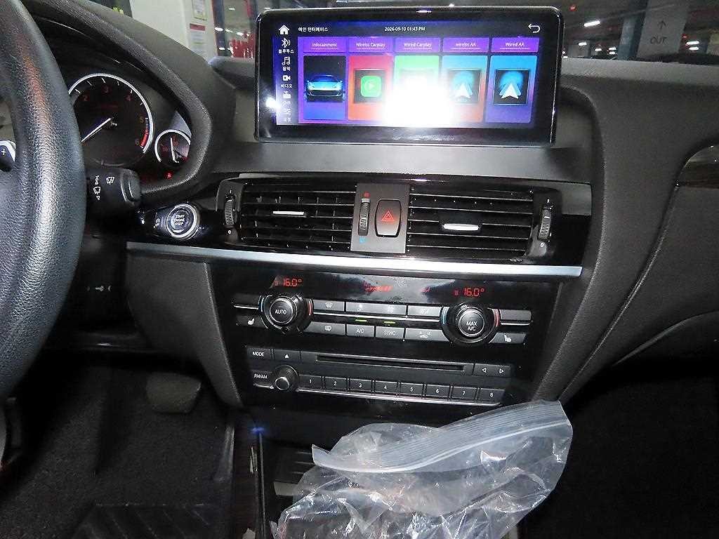 BMW X4 X4 (F26) xDrive 20d 이미지 11