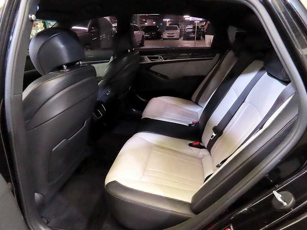 제네시스 G80 3.3 T AWD 스포츠 이미지 7