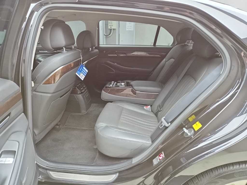 제네시스 EQ900 3.3 T-GDI AWD 프리미엄 럭셔리 이미지 6