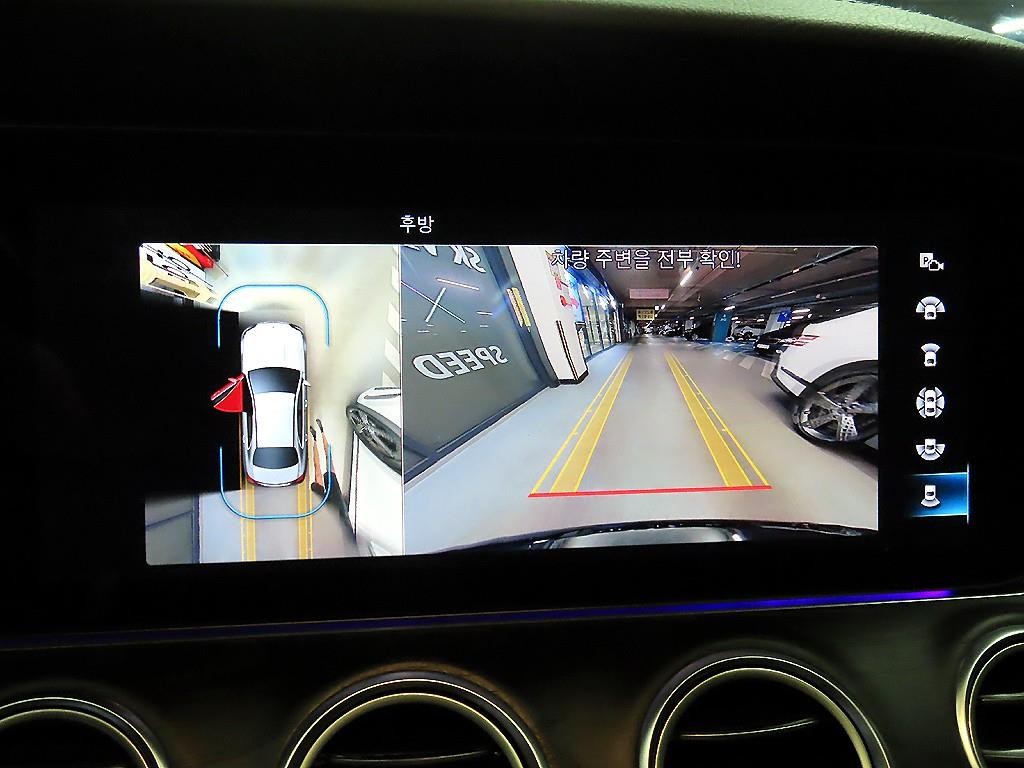 벤츠 E 클래스 E-클래스 W213 E220d 4MATIC AMG라인 이미지 13