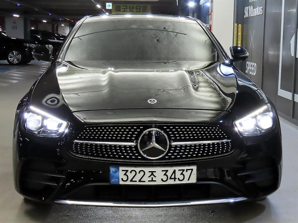 벤츠 E 클래스 E-클래스 W213 E220d 4MATIC AMG라인 이미지 2