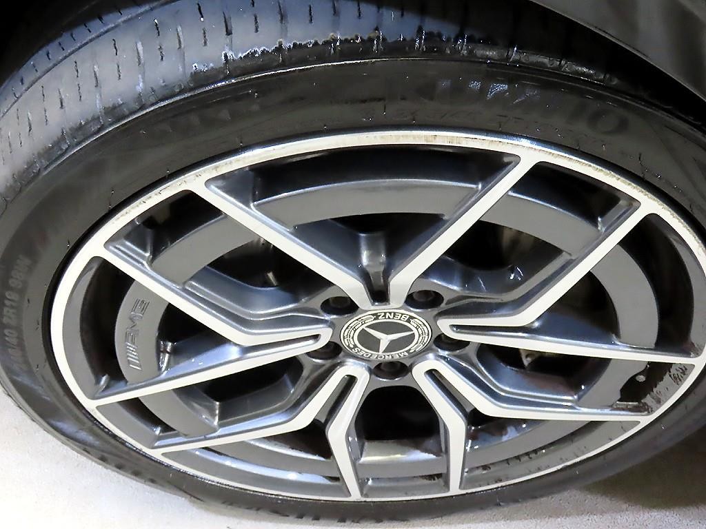 벤츠 E 클래스 E-클래스 W213 E220d 4MATIC AMG라인 이미지 20