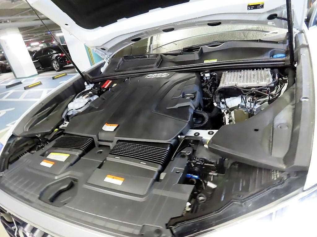 아우디 Q8 45 TDI 콰트로 프리미엄 이미지 19