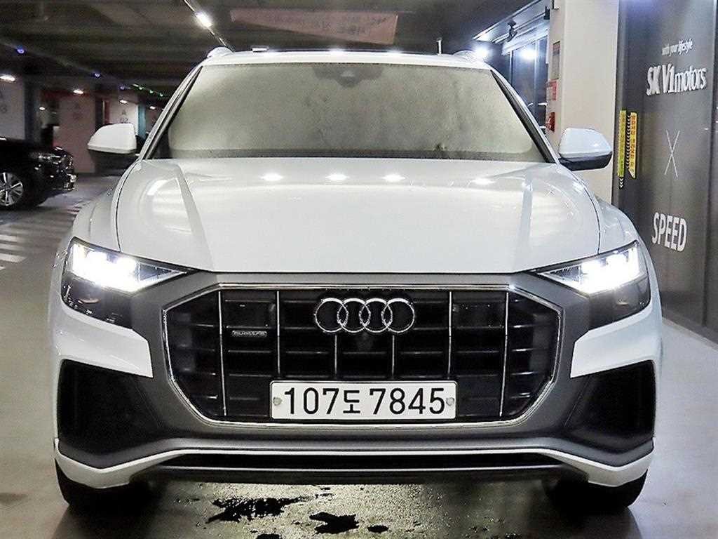아우디 Q8 45 TDI 콰트로 프리미엄 이미지 2