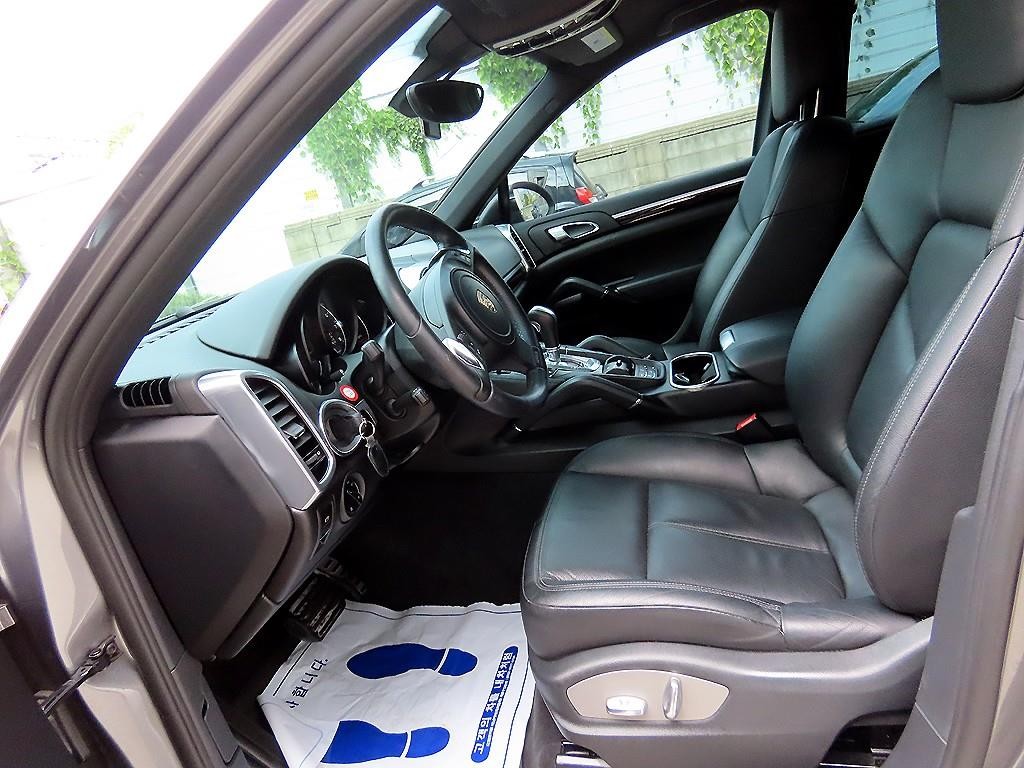 포르쉐 카이엔 뉴 카이엔 3.6 VR6 이미지 5