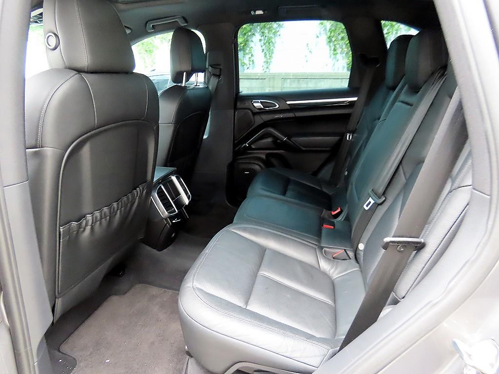 포르쉐 카이엔 뉴 카이엔 3.6 VR6 이미지 6