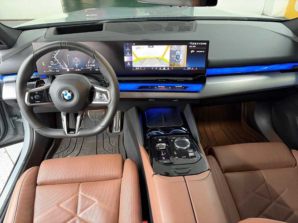 BMW 5시리즈 5시리즈 (G60) 530i xDrive M 스포츠 이미지 6