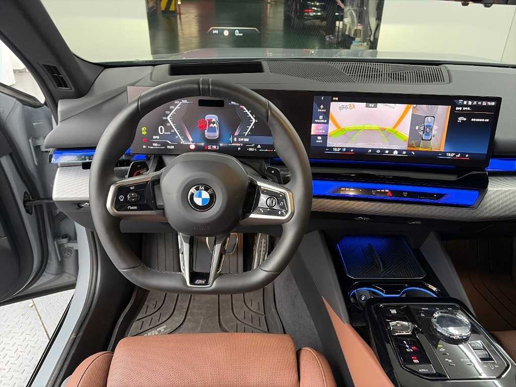 BMW 5시리즈 5시리즈 (G60) 530i xDrive M 스포츠 이미지 8