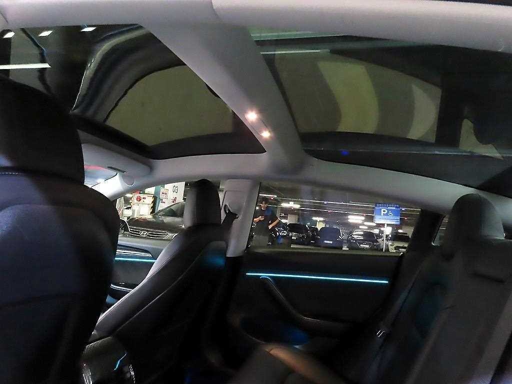 테슬라 모델 3 롱 레인지 이미지 18