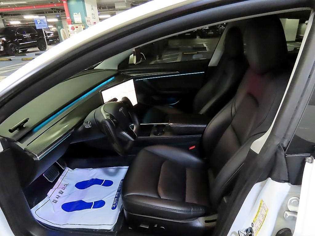 테슬라 모델 3 롱 레인지 이미지 6
