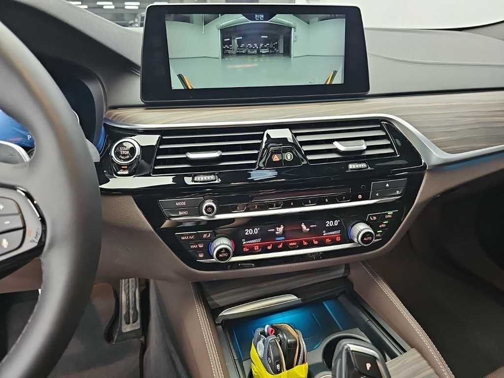 BMW 5시리즈 5시리즈 (G30) 530i M 스포츠 플러스 이미지 10