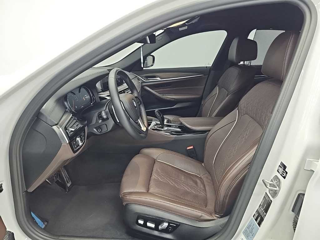 BMW 5시리즈 5시리즈 (G30) 530i M 스포츠 플러스 이미지 11