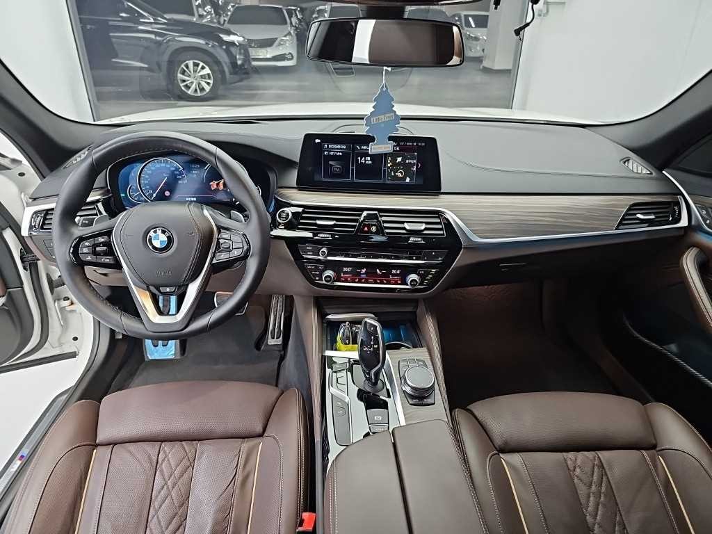 BMW 5시리즈 5시리즈 (G30) 530i M 스포츠 플러스 이미지 7