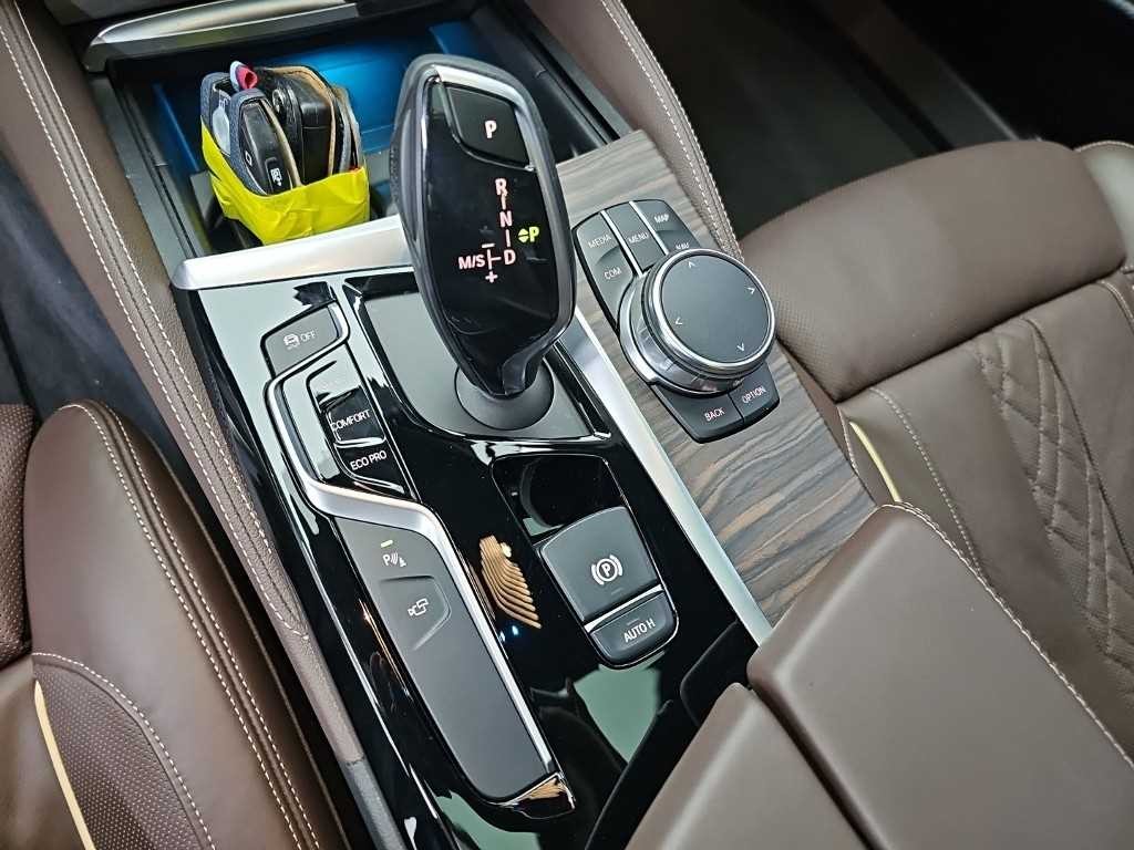 BMW 5시리즈 5시리즈 (G30) 530i M 스포츠 플러스 이미지 8