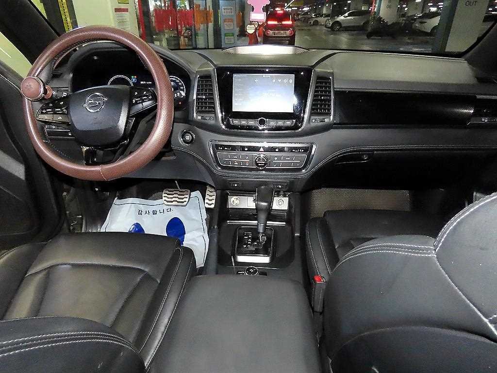 KG모빌리티(쌍용) 렉스턴 더 뉴 렉스턴 스포츠 디젤 2.2 4WD 프레스티지 이미지 10