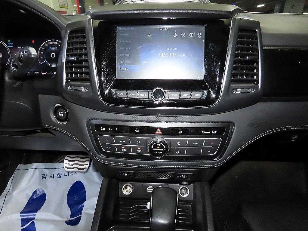 KG모빌리티(쌍용) 렉스턴 더 뉴 렉스턴 스포츠 디젤 2.2 4WD 프레스티지 이미지 11