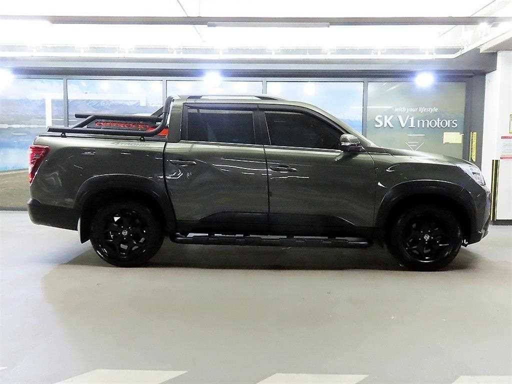 KG모빌리티(쌍용) 렉스턴 더 뉴 렉스턴 스포츠 디젤 2.2 4WD 프레스티지 이미지 3