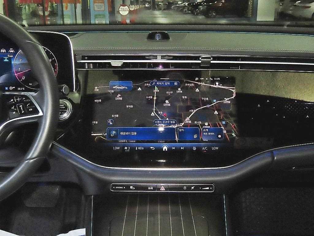벤츠 E 클래스 E-클래스 W214 E300 4MATIC 익스클루시브 이미지 11