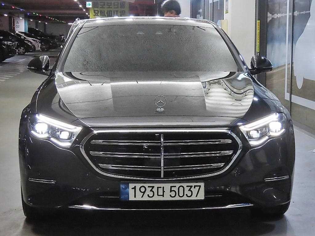 벤츠 E 클래스 E-클래스 W214 E300 4MATIC 익스클루시브 이미지 2