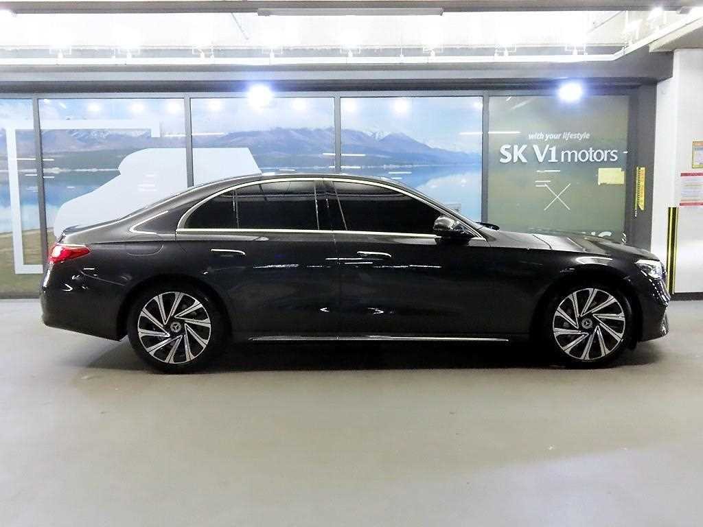 벤츠 E 클래스 E-클래스 W214 E300 4MATIC 익스클루시브 이미지 3