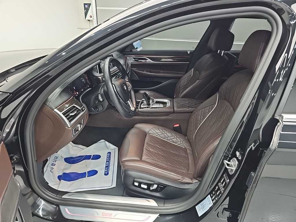 BMW 7시리즈 7시리즈 (G11) 730Ld xDrive 디자인 퓨어 엑설런스 이미지 11