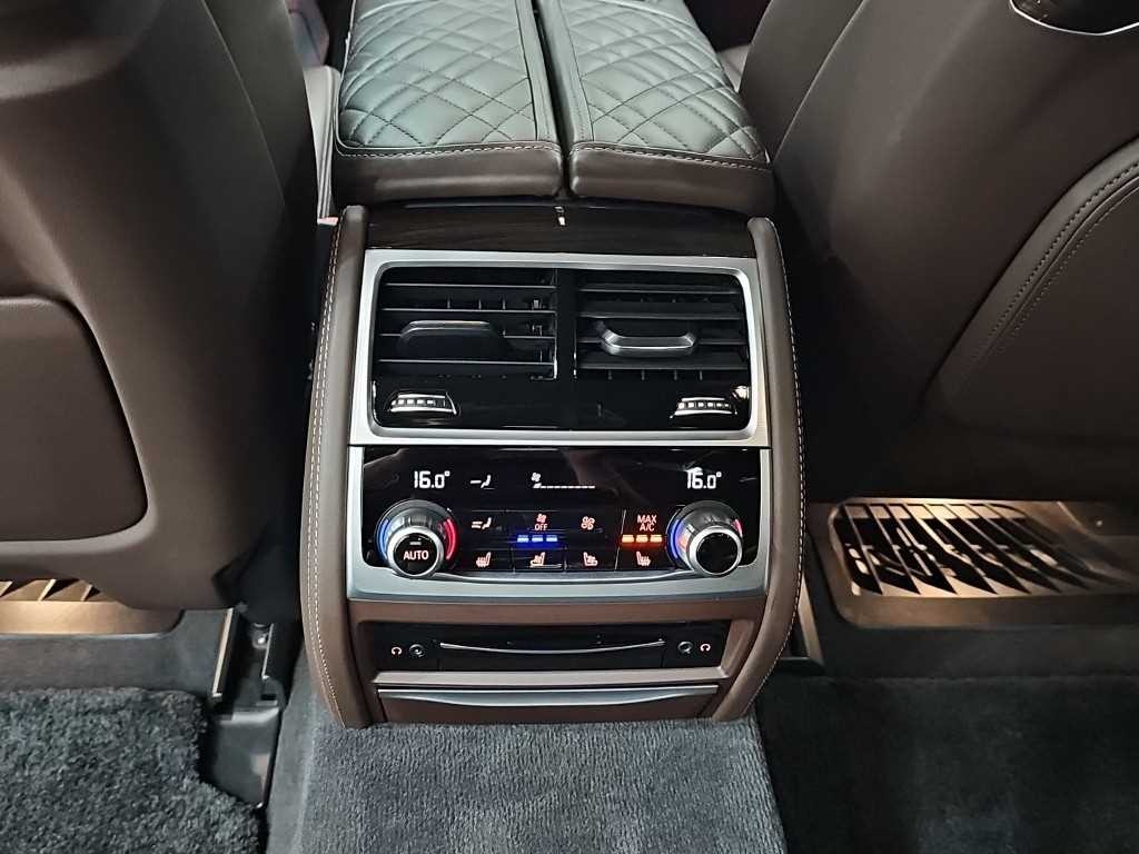 BMW 7시리즈 7시리즈 (G11) 730Ld xDrive 디자인 퓨어 엑설런스 이미지 15