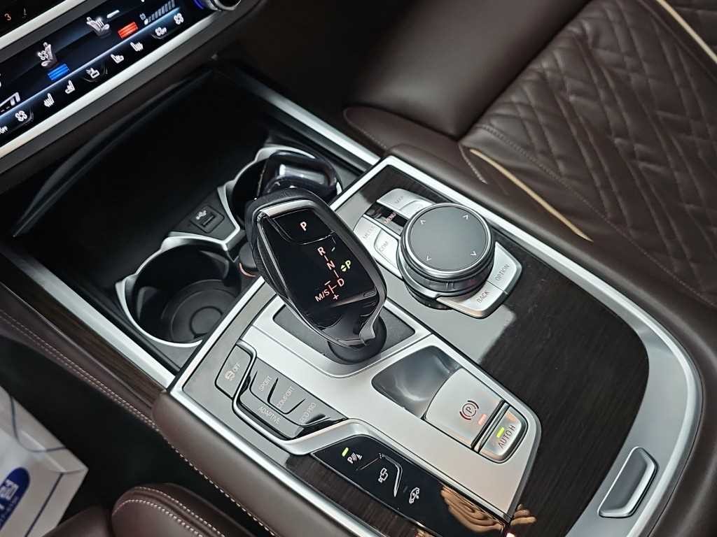 BMW 7시리즈 7시리즈 (G11) 730Ld xDrive 디자인 퓨어 엑설런스 이미지 8