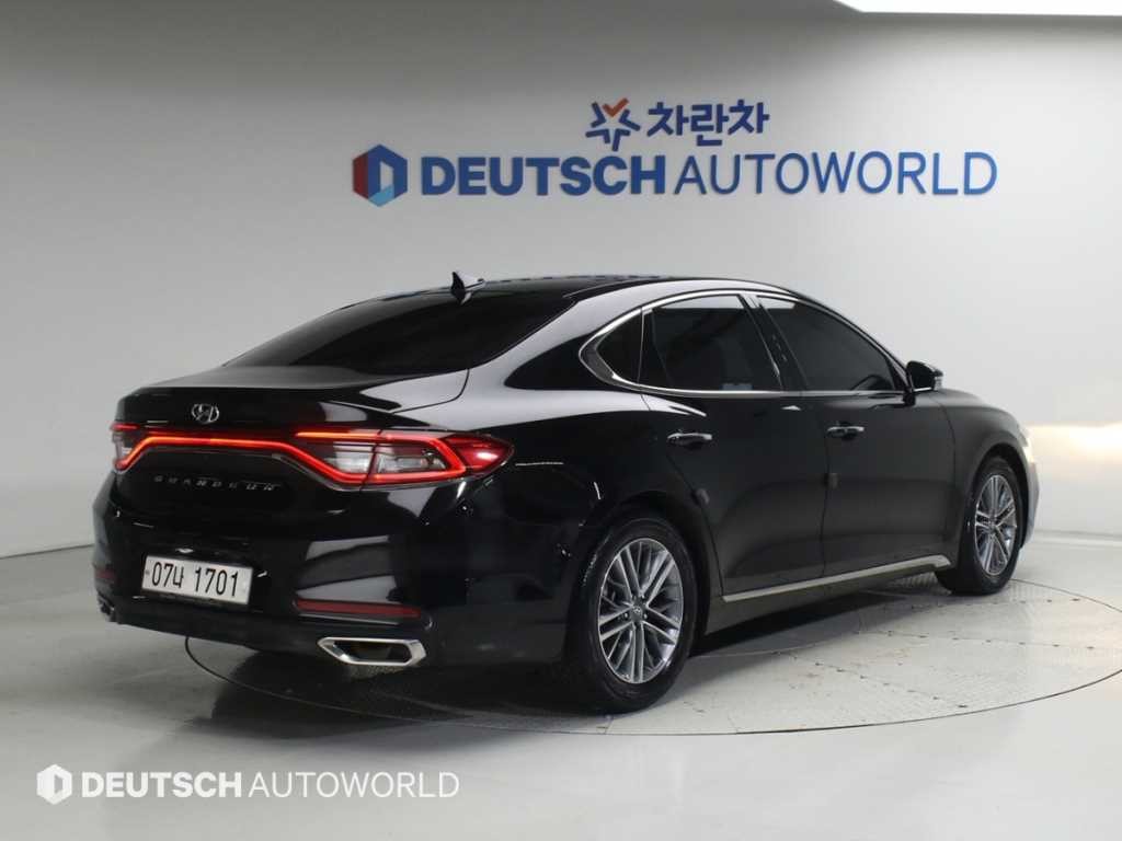 현대 그랜저 그랜저 IG 2.4 GDI 프리미엄 기본형 이미지 2