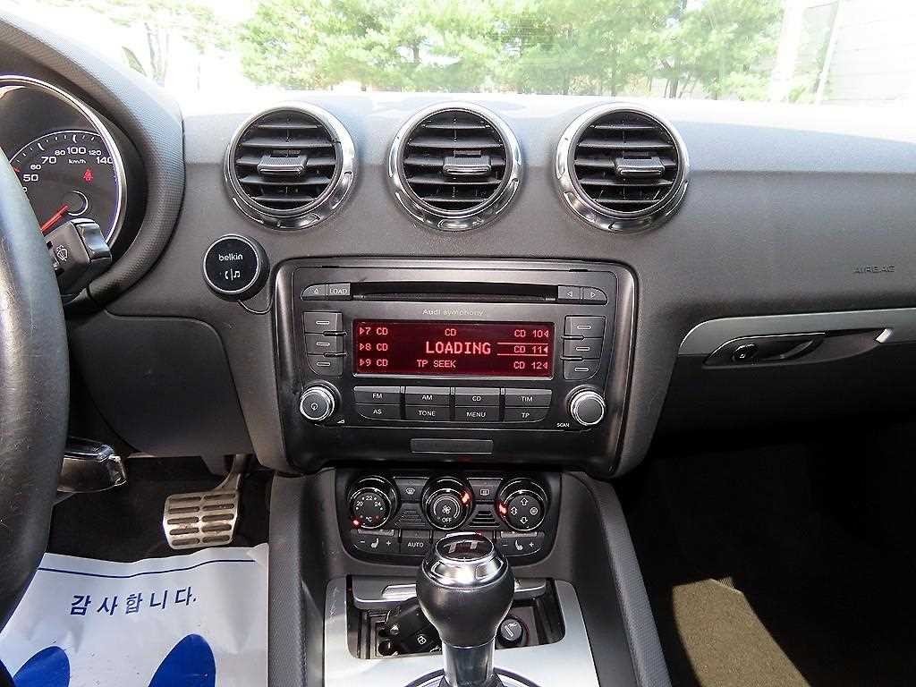 아우디 TT 뉴TT 2.0 TFSI 쿠페 이미지 13