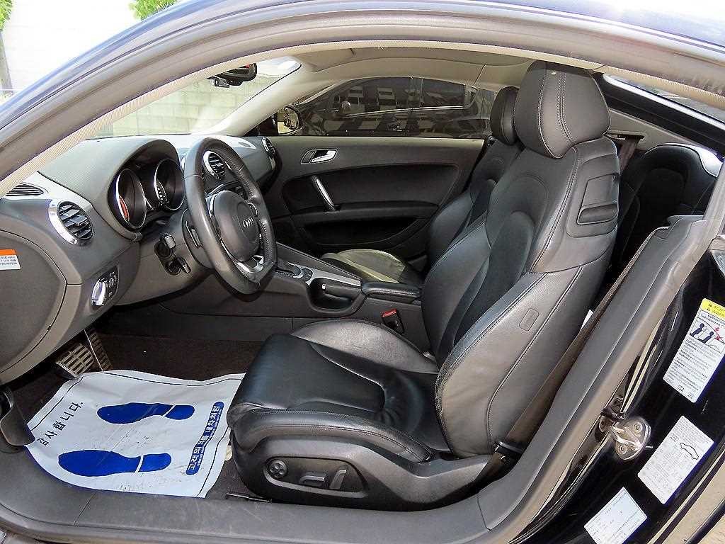 아우디 TT 뉴TT 2.0 TFSI 쿠페 이미지 5