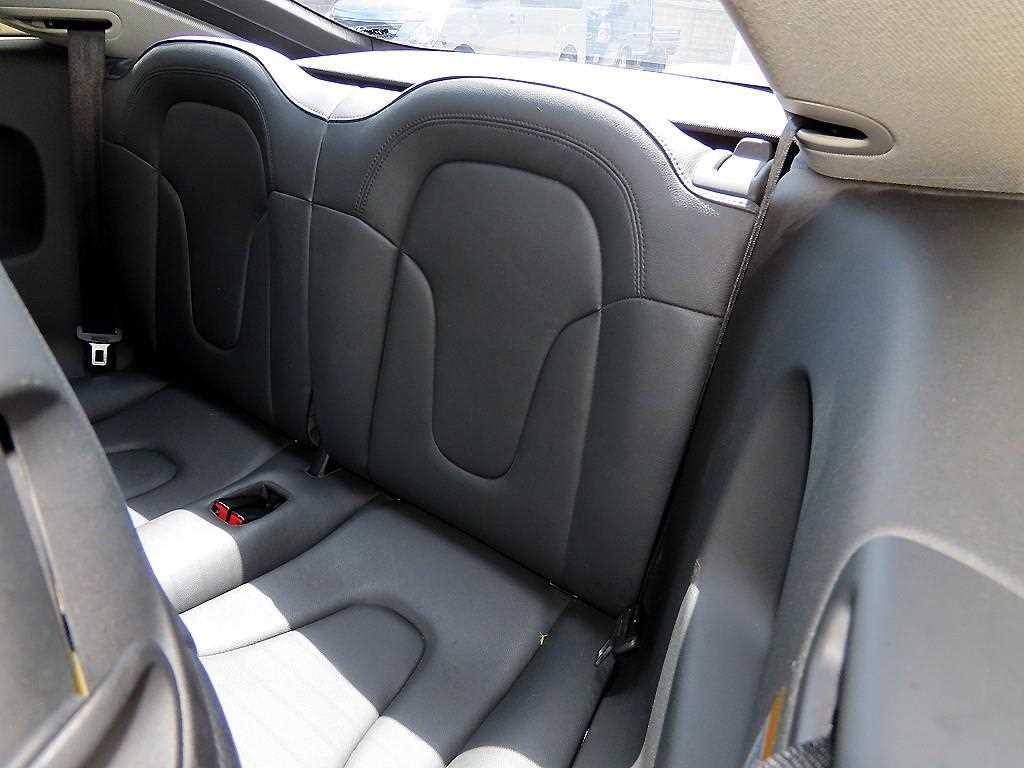 아우디 TT 뉴TT 2.0 TFSI 쿠페 이미지 6