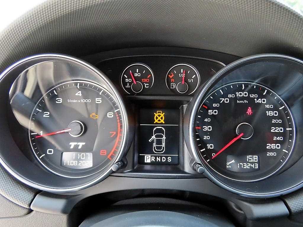 아우디 TT 뉴TT 2.0 TFSI 쿠페 이미지 9