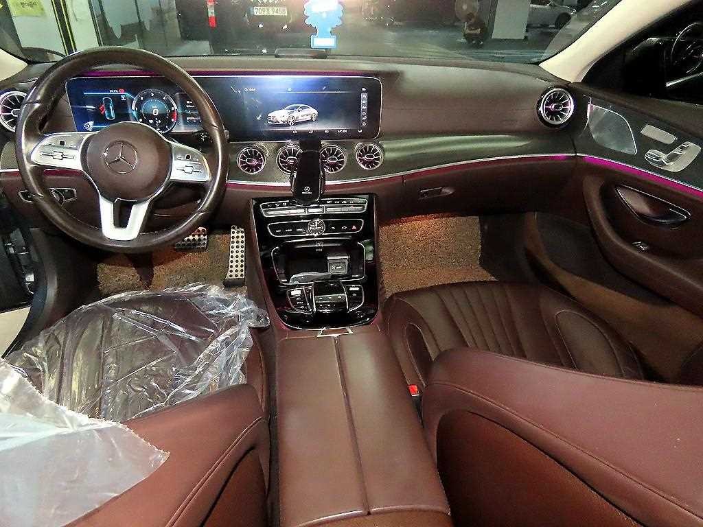 벤츠 CLS 클래스 CLS클래스 C257 CLS 300d AMG Line 이미지 11