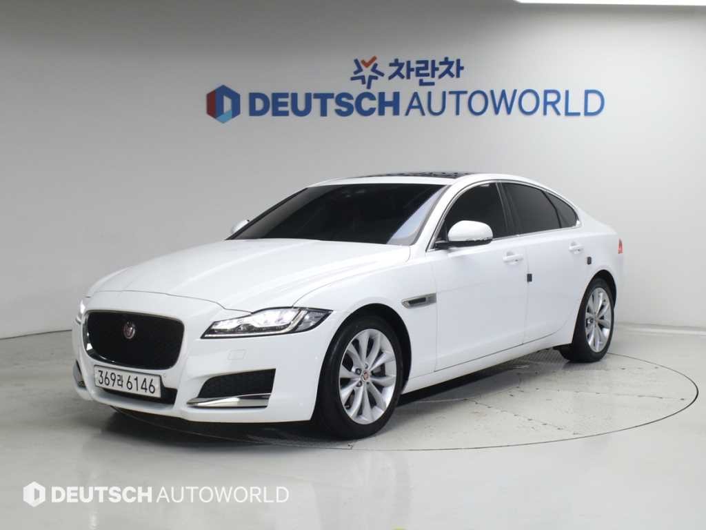 재규어 XF XF(X260) 2.0D 포트폴리오 이미지 1