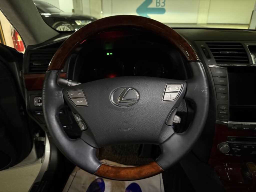 렉서스 LS LS460 슈프림 이미지 11