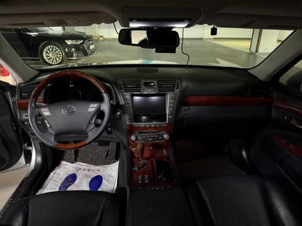 렉서스 LS LS460 슈프림 이미지 8
