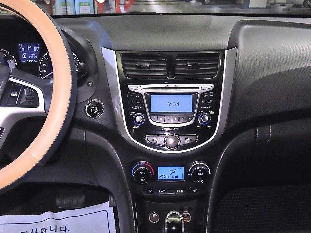 현대 엑센트 엑센트신형 1.4VVT 프리미엄 이미지 11