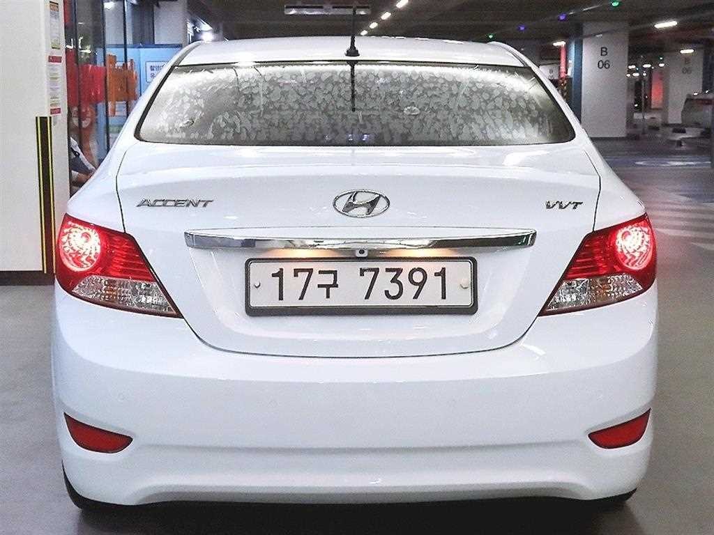 현대 엑센트 엑센트신형 1.4VVT 프리미엄 이미지 5