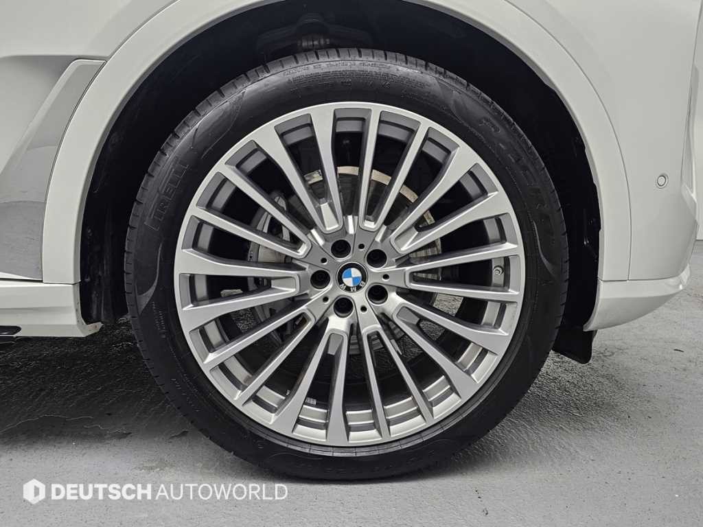 BMW X7 X7 (G07) xDrive 40d 디자인 퓨어 엑셀런스 7인승 이미지 5