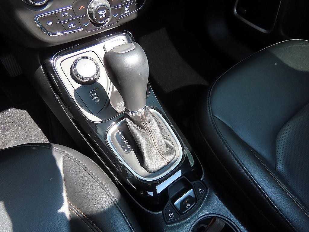 지프 컴패스 컴패스 2세대 2.4 AWD 리미티드 이미지 10