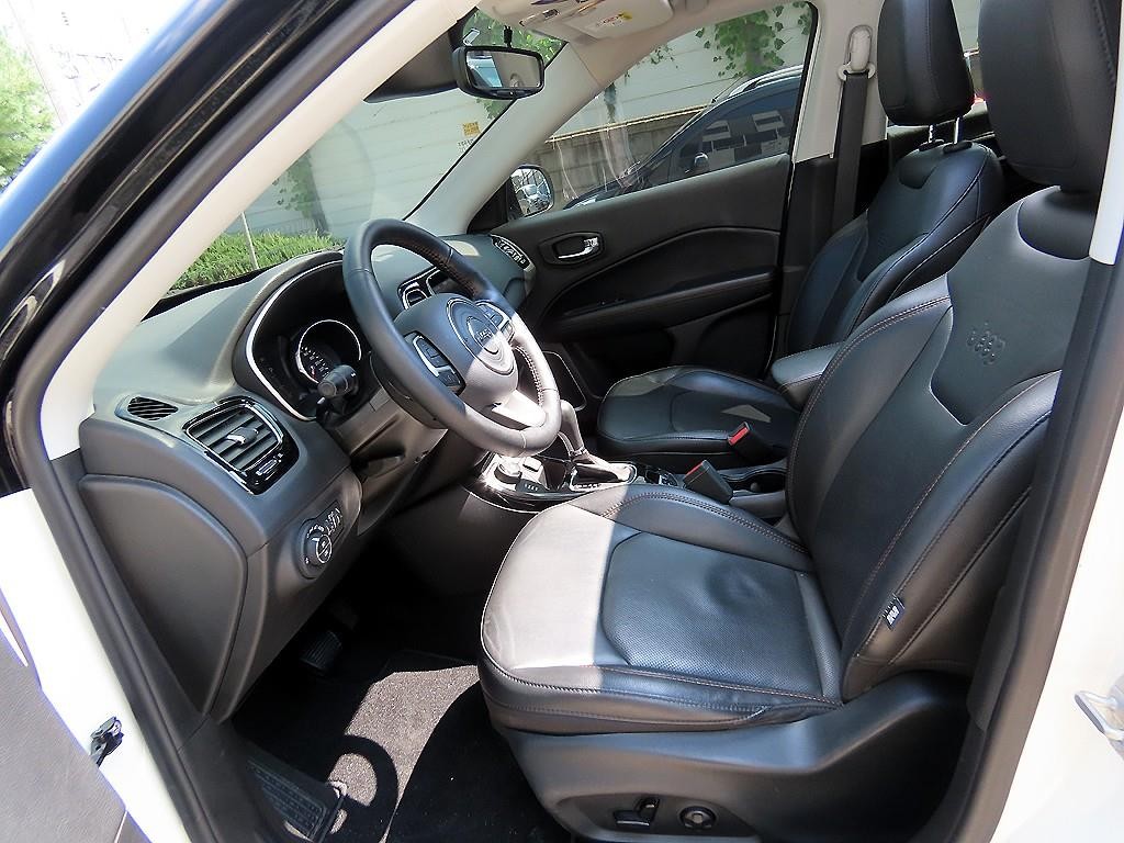 지프 컴패스 컴패스 2세대 2.4 AWD 리미티드 이미지 5