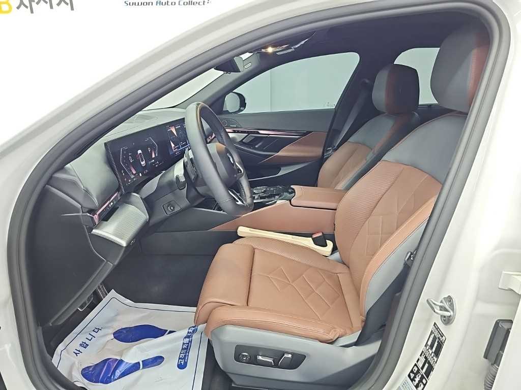 BMW 5시리즈 5시리즈 (G60) 530i xDrive M 스포츠 이미지 11