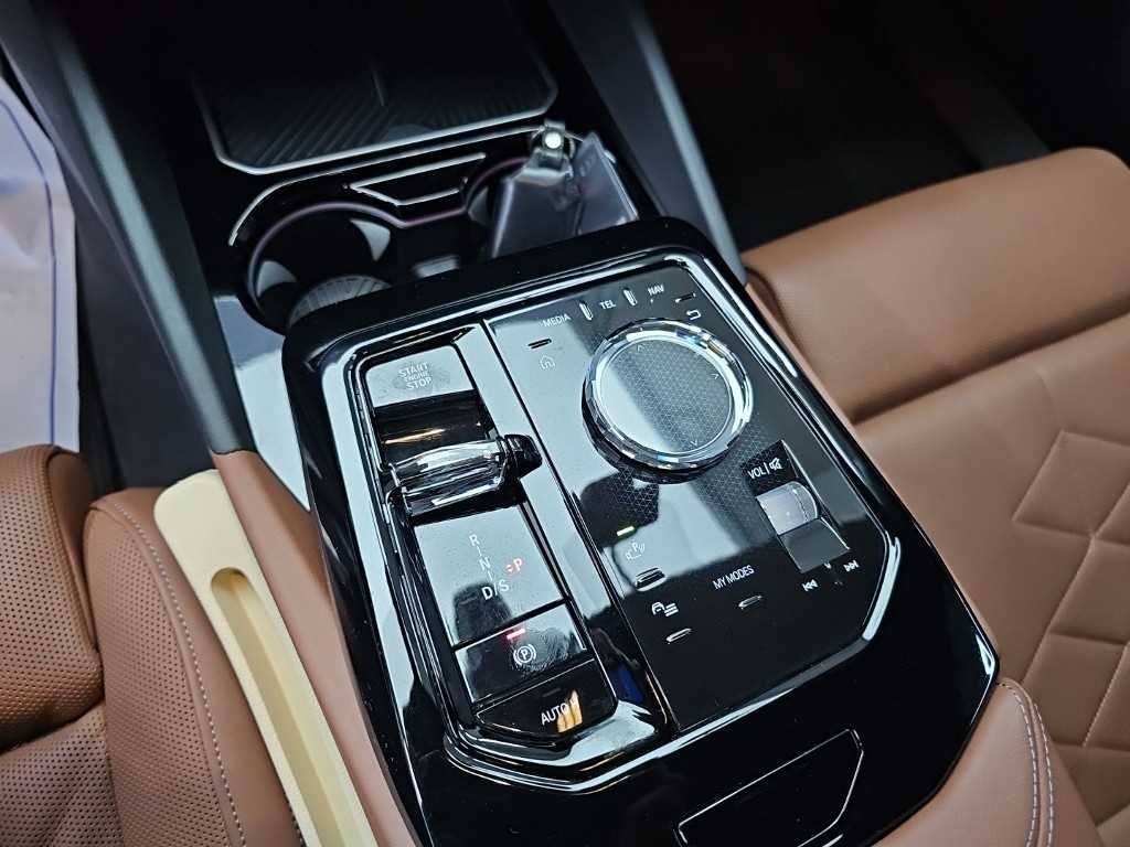 BMW 5시리즈 5시리즈 (G60) 530i xDrive M 스포츠 이미지 8