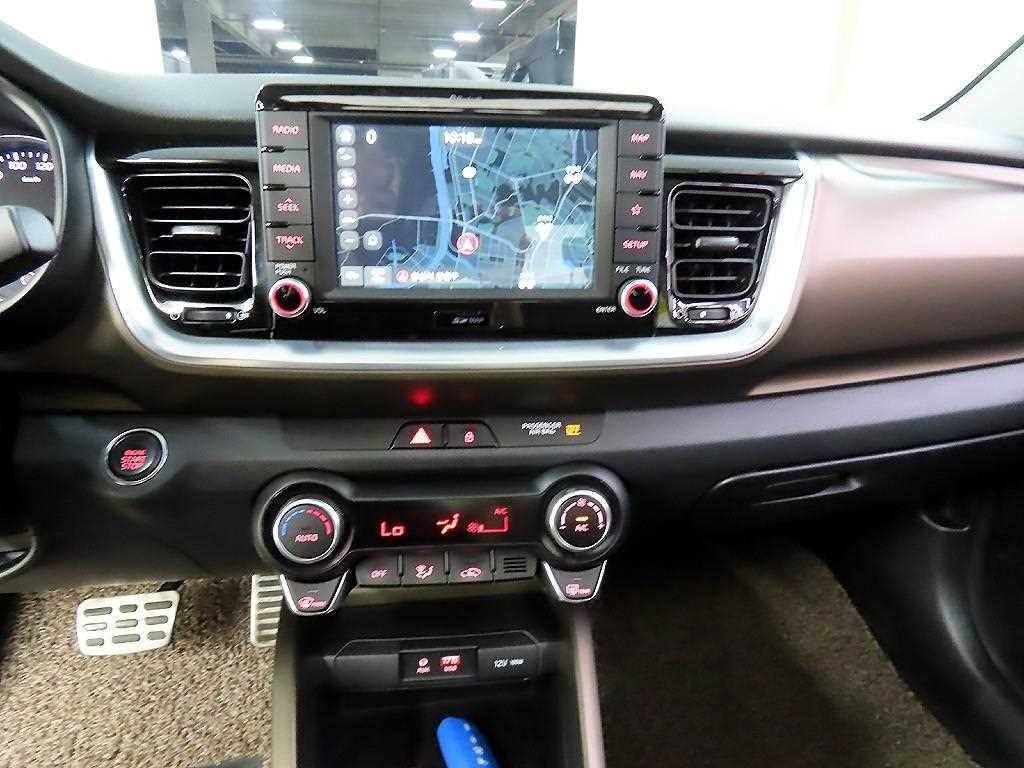 기아 스토닉 디젤 1.6 프레스티지 이미지 14