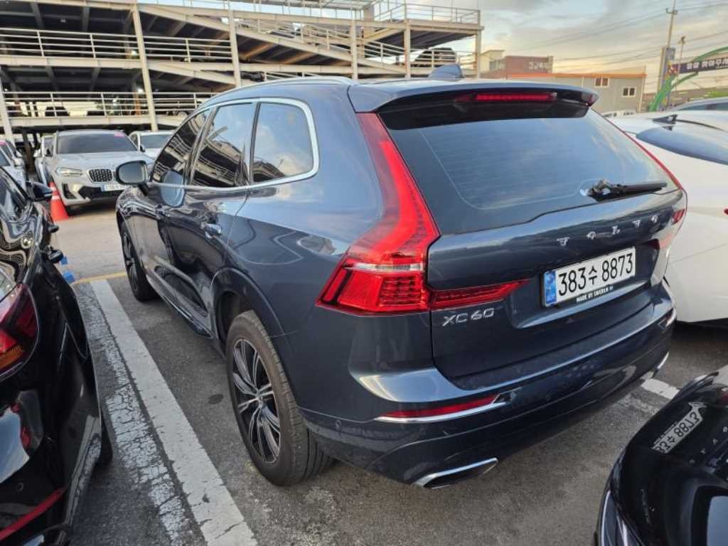 볼보 XC60 XC60(2세대) T8 AWD 인스크립션 이미지 4
