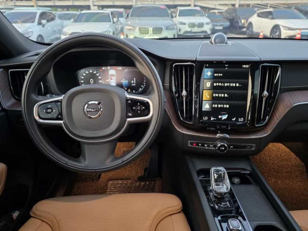 볼보 XC60 XC60(2세대) T8 AWD 인스크립션 이미지 6